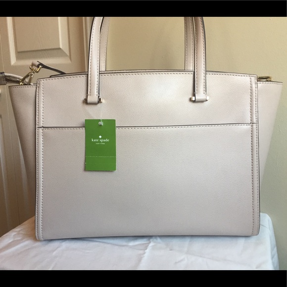 Kate Spade 🌸 - Picture 3 of 11